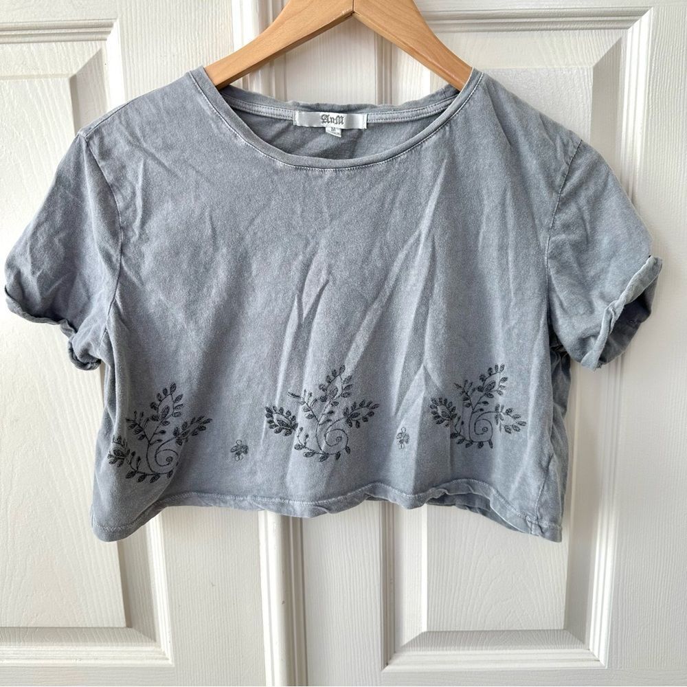 ANM grey cropped short sleeved shirt